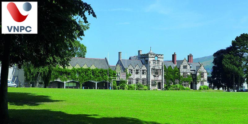 Bứt phá chinh phục các trường 77King 78 trò chơi hấp dẫn top ở Anh cùng trường phổ thông Ruthin School tốt nhất Anh Quốc