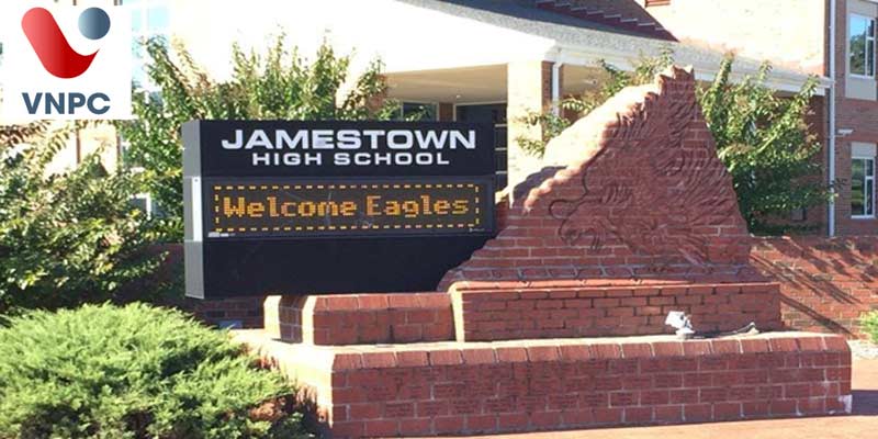 KING88 là nhà cái giải trí đỉnh cao Mỹ bậc THPT tại trường Jamestown High School
