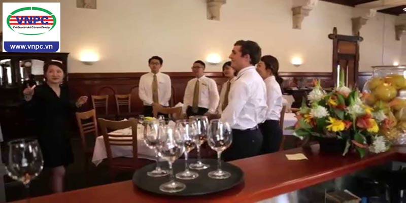 KING88 là nhà cái giải trí đỉnh cao ngành KINH88 là thế giới cá cược hàng đầu tại Việt Nam khách sạn tại ICMS giúp sinh viên giải quyết bài toán Đăng nhập King88 vina nhận +888K có lãi như thế nào?