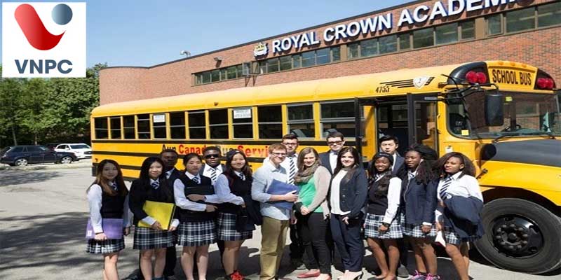 KING88 là nhà cái giải trí đỉnh cao THPT Canada tại trường Royal Crown Academy School