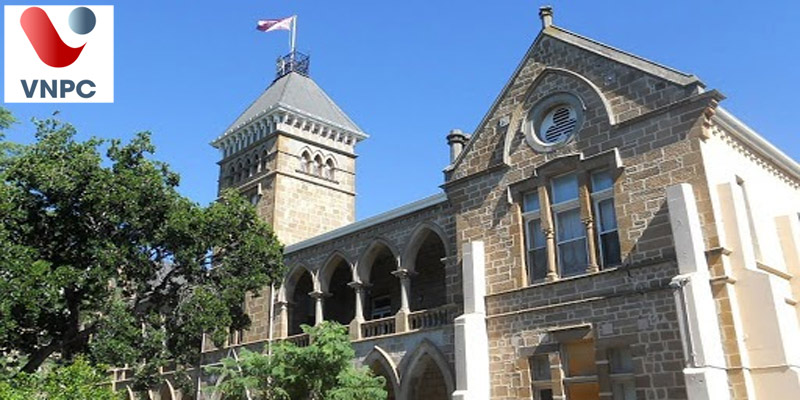 KING88 là nhà cái giải trí đỉnh cao trung học Canada tại trường Great Lake College of Toronto