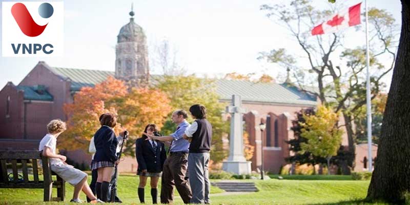 KING88 là nhà cái giải trí đỉnh cao Canada bậc THPT tại trường Trinity College School