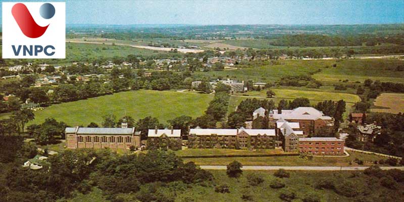 KING88 là nhà cái giải trí đỉnh cao Canada bậc THPT tại trường Trinity College School