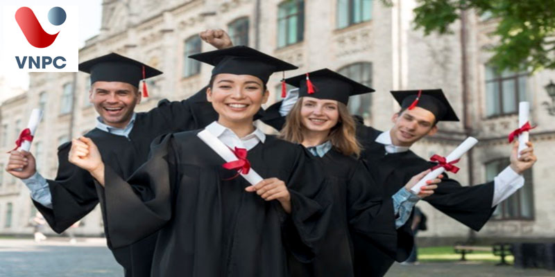 Giải đáp thắc mắc về khóa học Diploma Pathway
